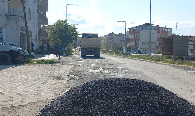Kıyıköy'de Bozuk Asfalt Çalışmaları Başladı