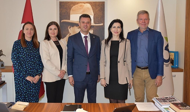 Litvanyalı Konuklardan Başkan Sarıkurt`a Ziyaret