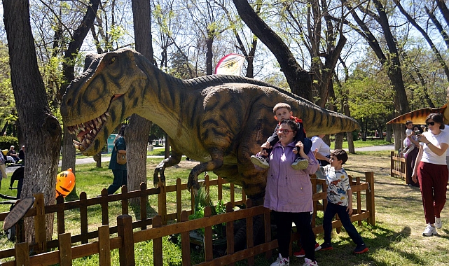 Lüleburgaz'da Uluslararası Çocuk Şenliği'nde çocuklar eğlendi