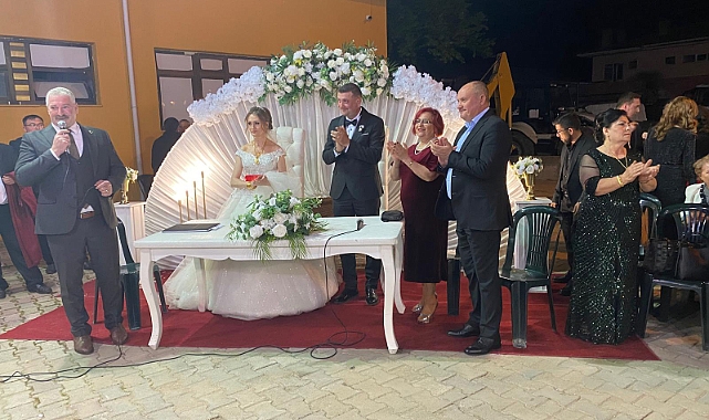 Pehlivanköy’de Neşe ve Şahin Çiftinin Nikahı Kıyıldı