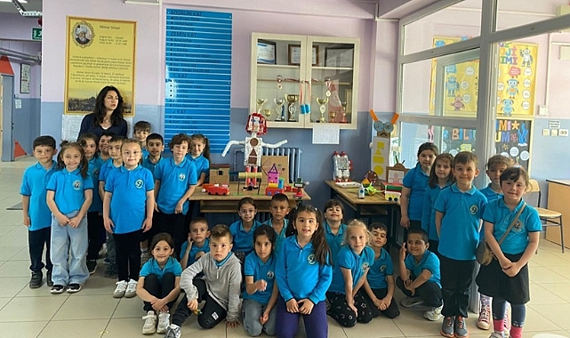 Mimar Sinan İlkokulu’nda Geometrik Cisimler Robot Etkinliği Düzenlendi
