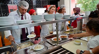 Başkan Sarıkurt: "Kent Lokantaları Halkçı Belediyeciliğin Kalbidir"