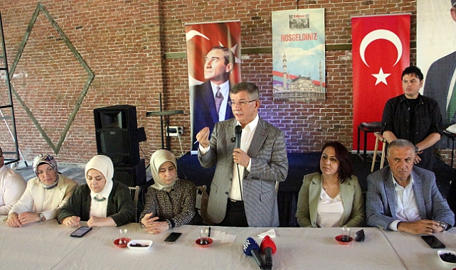 Davutoğlu: İsrail'in saldırganlığı karşısında net tavır almak lazım