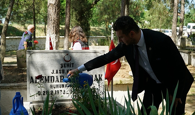 Fırat Yayla Babaeski Şehitliğinde Şehitleri Andı