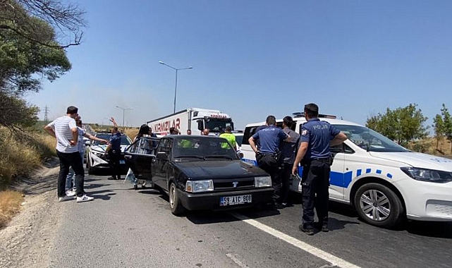 Polisin 'dur' ihtarından kaçan otomobilde, 5 suçtan aranan şüpheli yakalandı