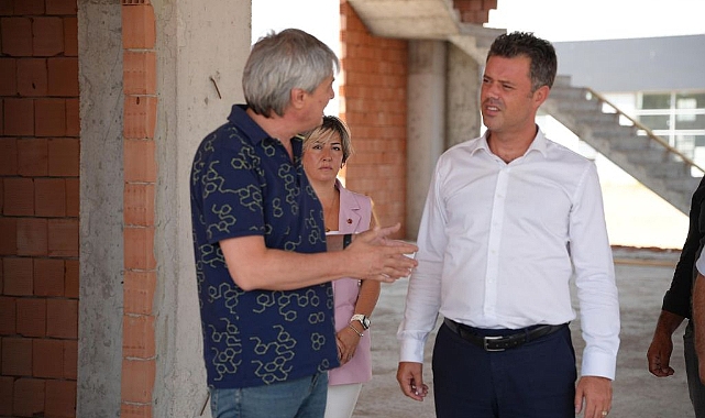 Başkan Sarıkurt Sosyal Tesis Projesi İnşaatını İnceledi