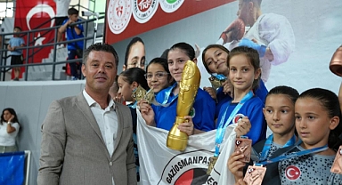 Çorlu, Türkiye Minikler Karate Şampiyonası'na Ev Sahipliği Yaptı