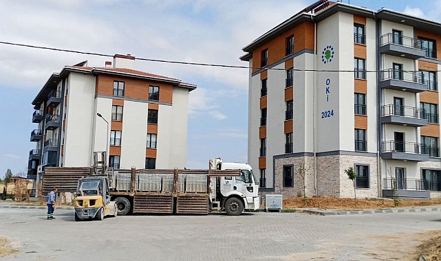 Kavaklı'da Parke Taş ve Park Yenileme Çalışmaları Sürüyor