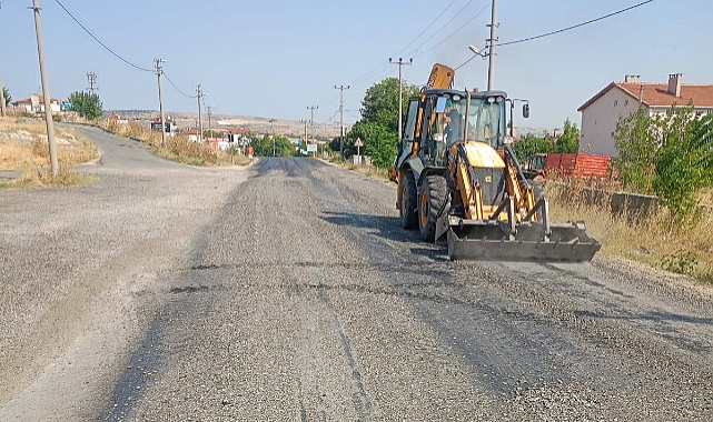 Kaynarca'da Asfaltta Sıcaklık Hasarına Müdahale