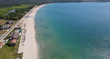 Mert Gölü ve Çarşı Plajı'nda Temizlik Seferberliği Sürüyor