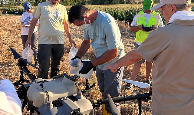 Paşayeri Köyü'nde Zararlıya Karşı Drone Destekli Mücadele