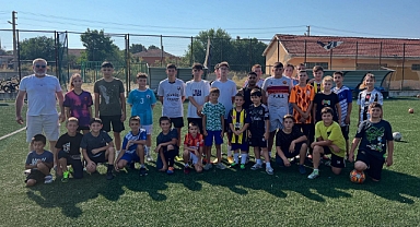 Pehlivanköy'de Yaz Futbol Okulu Başladı