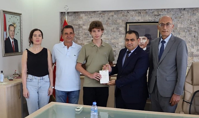 Vize'de LGS Şampiyonları Kaymakamlıkta Ağırlandı