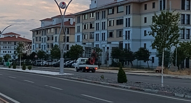 Kırklareli Belediyesi'nden TOKİ Bölgesinde Sinek İlaçlama Çalışması