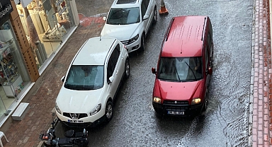 Kırklareli Merkezde Sağanak Yağmur Etkili Oldu