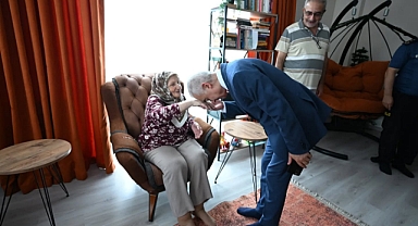Vali Turan'dan Şükran Anneye Ziyaret