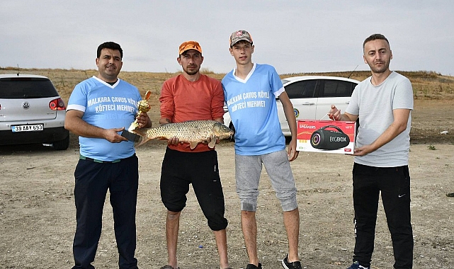 Babaeski'den Kaan Gacal, 4.5 Kilo Sazanla Malkara'da Birinci Oldu