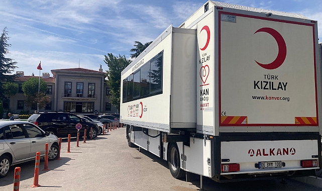 Kırklareli'nde Kızılay Kan Bağışı Aracı Halkı Bekledi