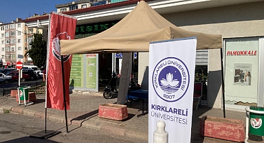 Kırklareli Üniversitesi'nden Yeni Öğrencilere Bilgilendirme Standı