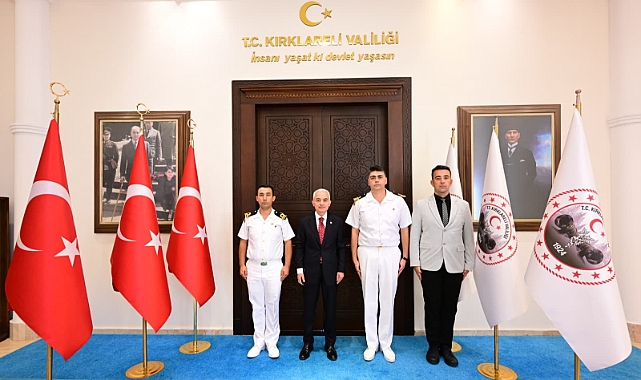 Vali Turan, Sahil Güvenlik Komutanlarını Makamında Ağırladı