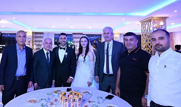 Vali Uğur Turan, Genç Çiftin Mutluluğuna Ortak Oldu
