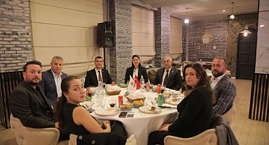 BELEDİYE BAŞKANI GENCAN, MUHTARLARLA BİR ARAYA GELDİ: "EN BÜYÜK GÜCÜMÜ SİZLERDEN ALIYORUM"