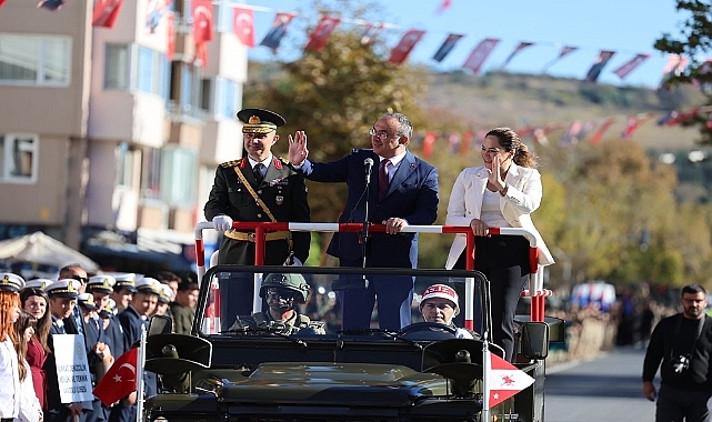 CUMHURİYET BAYRAMI VE KURULUŞUN 102. YILI TEKİRDAĞ'DA COŞKUYLA KUTLANDI