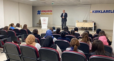 KYK Babaeski Kız Öğrenci Yurdu’nda “Gençlik ve İnanç” Hasbihali Gerçekleştirildi