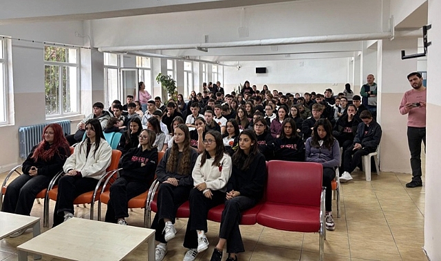 Öğrencilere Verimli Ders Çalışma Teknikleri Anlatıldı