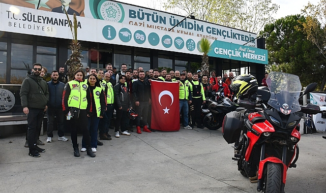 Süleymanpaşa Belediyesi Ahmet Erensoy Gençlik Merkezi’nde Şampiyonluk Coşkusu