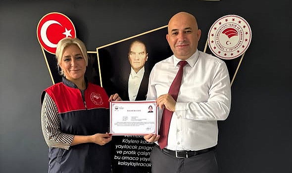 Veteriner Sağlık Çalışanlarına Başarı Belgeleri Takdim Edildi
