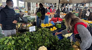 Lüleburgaz'da Pazar Yerinde Gıda Denetimi Yapıldı