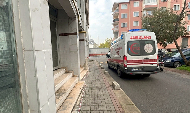 Merdivenlerden düşüp, ağır yaralandı