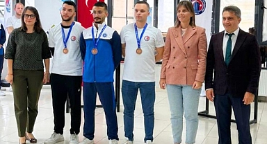 TEKİRDAĞ NKÜ BİLEK GÜREŞİ TAKIMI ŞAMPİYON OLDU