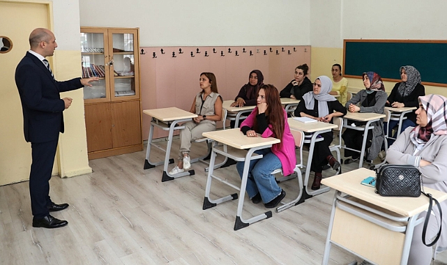 "AİLE OKULU" KURSLARINDAN 150 BİNİ AŞKIN VELİ YARARLANDI