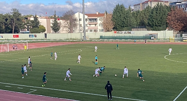 Kırklarelispor Sahasında Berabere Kaldı