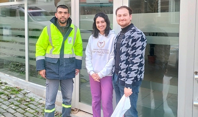 Lüleburgaz Belediyesi’nden Kış Önlemleri Okullara ve Kamu Kurumlarına Tuz Dağıtımı