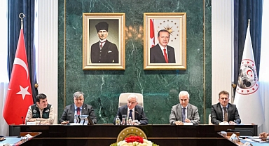 Vali Uğur Turan Vatandaşlarla Görüşmelerini Sürdürüyor