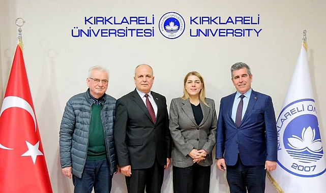 AK Parti Babaeski Teşkilatından KLÜ Rektörü Prof. Dr. Rengin Ak’a Ziyaret