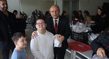 Büyükkarıştıran’da Okul Etkinliğine Yoğun İlgi