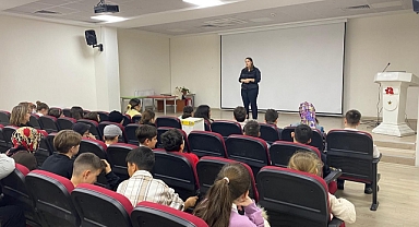 Öğrencilere Hayvan Sevgisi Eğitimi