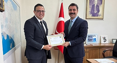 Pehlivanköy’de Başarılı Personele Başarı Belgesi