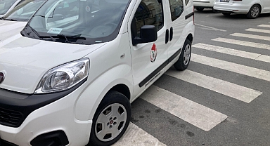 Resmi Mi, Keyfi Mi?