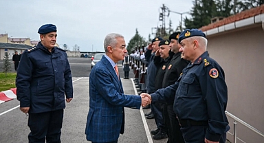 Vali Turan’dan İl Jandarma Komutanlığına Ziyaret