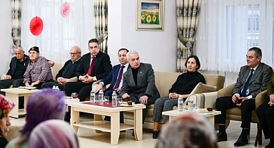 Vali Turan’dan Lüleburgaz Huzurevine Anlamlı Ziyaret