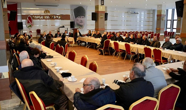 Başkan Sarıkurt Emeklilerle Bir Araya Geldi
