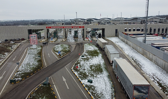 Hamzabeyli Sınır Kapısı’nda 11 kilometre TIR kuyruğu