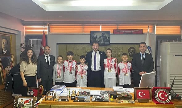Başkan Fırat Yayla’dan Gurur Dolu Karşılama: İl Okul Sporları Şampiyonları Onurlandırıldı
