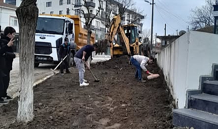 Büyükkarıştıran'da Hizmet Atağı