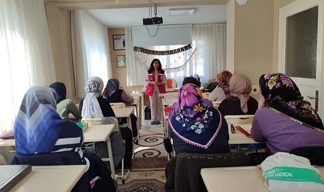 Lüleburgaz’da 8 Mart’a Özel Farkındalık Semineri Düzenlendi